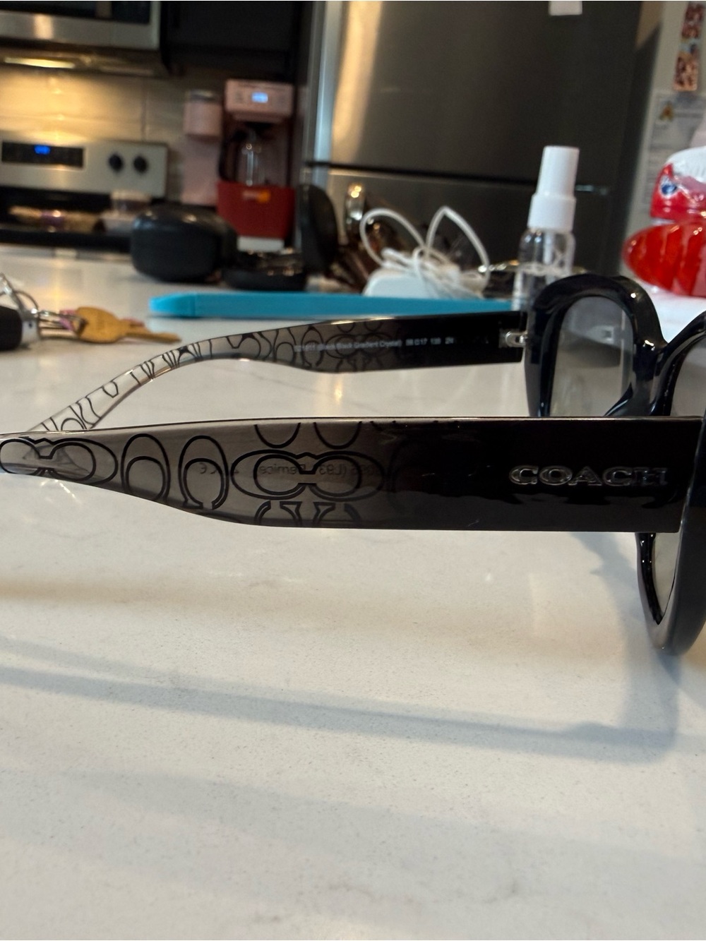 Coach Black Logo-Accent Women's Sunglasses